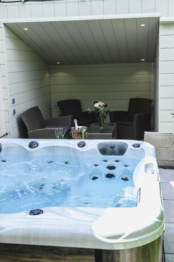O Rethel Jacuzzi, Gite Ardennes ภายนอก รูปภาพ
